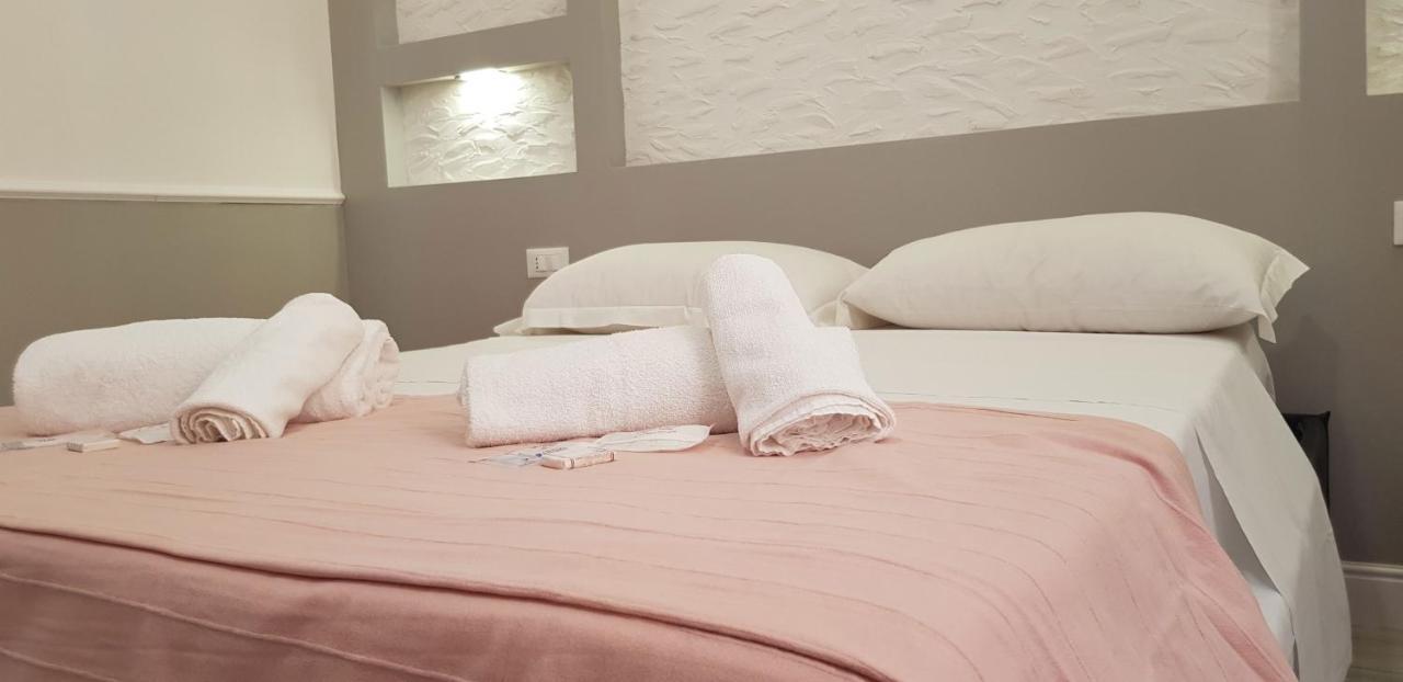 Legends Hostel Rome Bagian luar foto