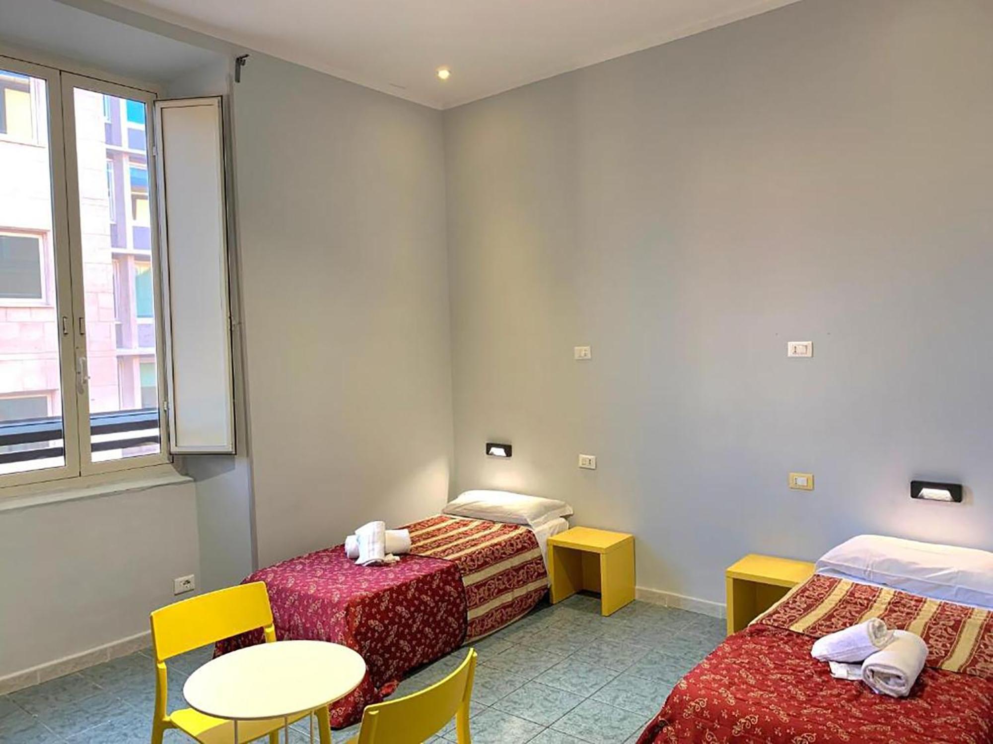 Legends Hostel Rome Bagian luar foto
