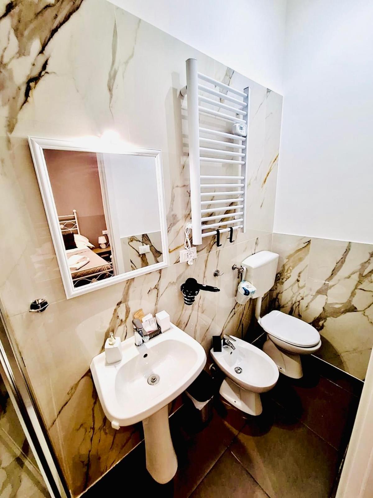 Legends Hostel Rome Bagian luar foto