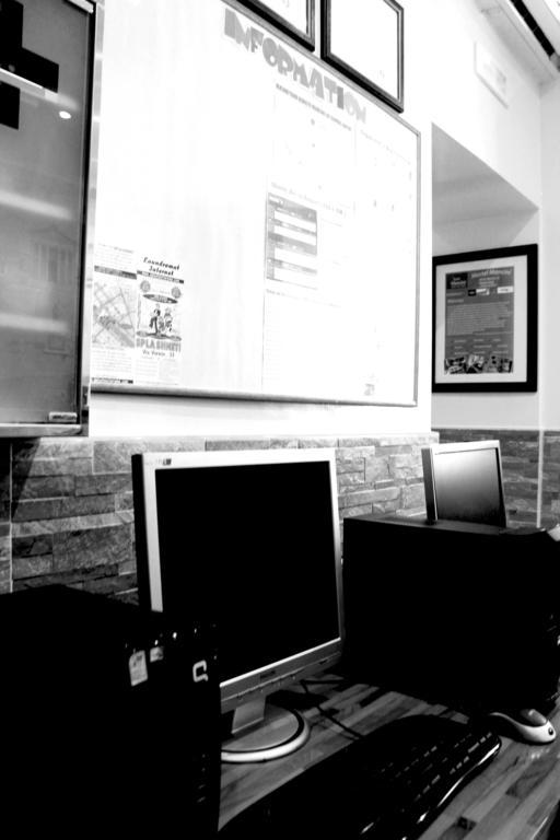 Legends Hostel Rome Bagian luar foto