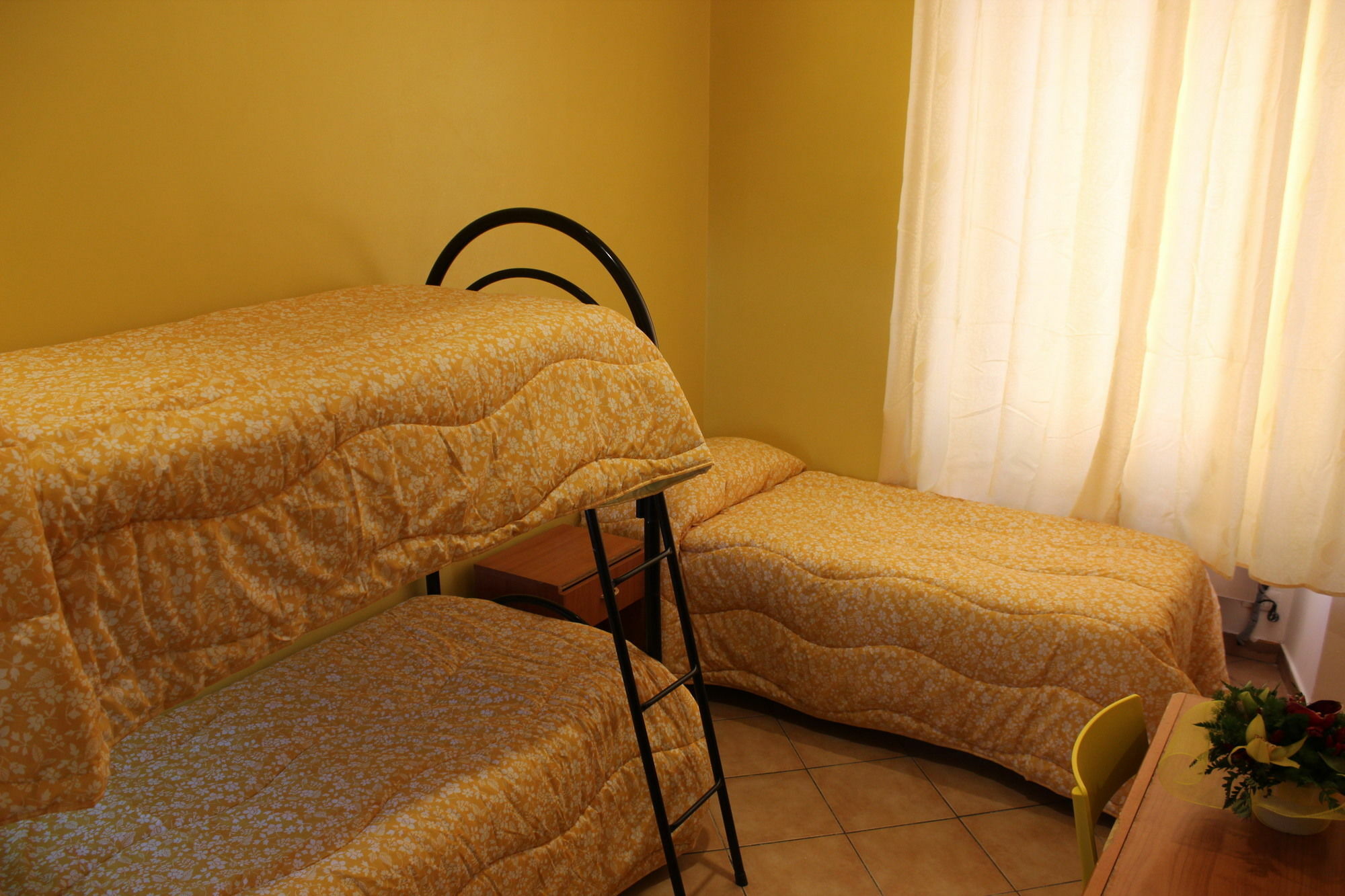 Legends Hostel Rome Bagian luar foto