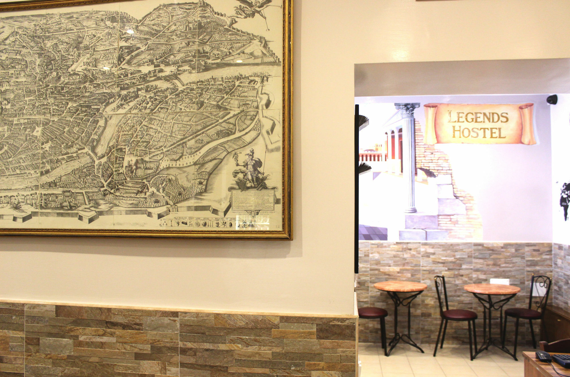 Legends Hostel Rome Bagian luar foto